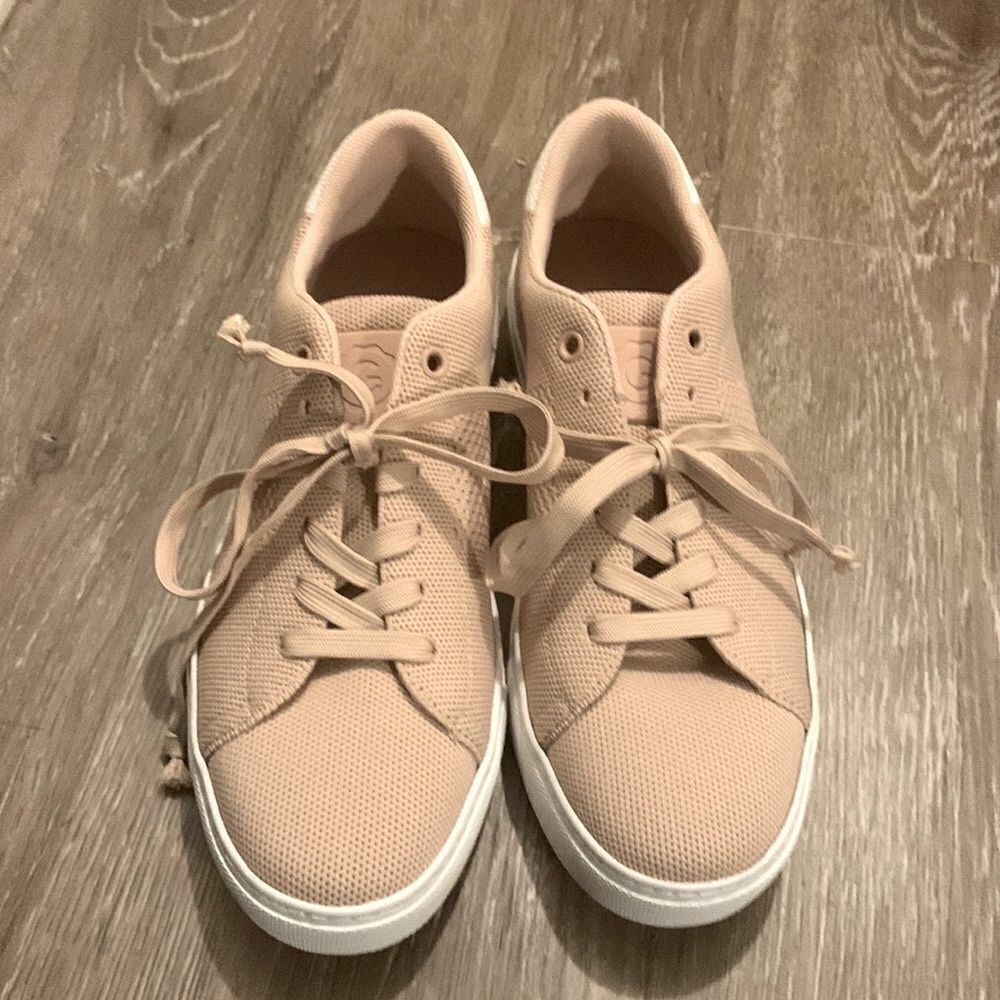 Greats Brooklyn sneakers size 8.5 preloved ❤️like new condition